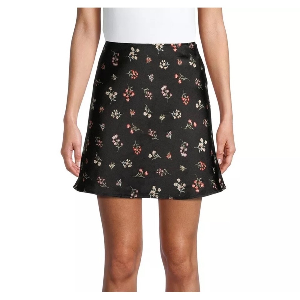 No Boundaries Juniors A-Line Mini Skirt‎